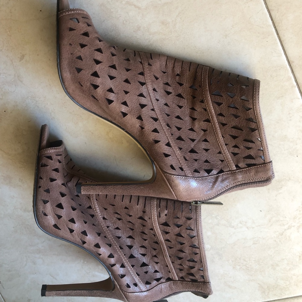 Vince camuto brown heel booties